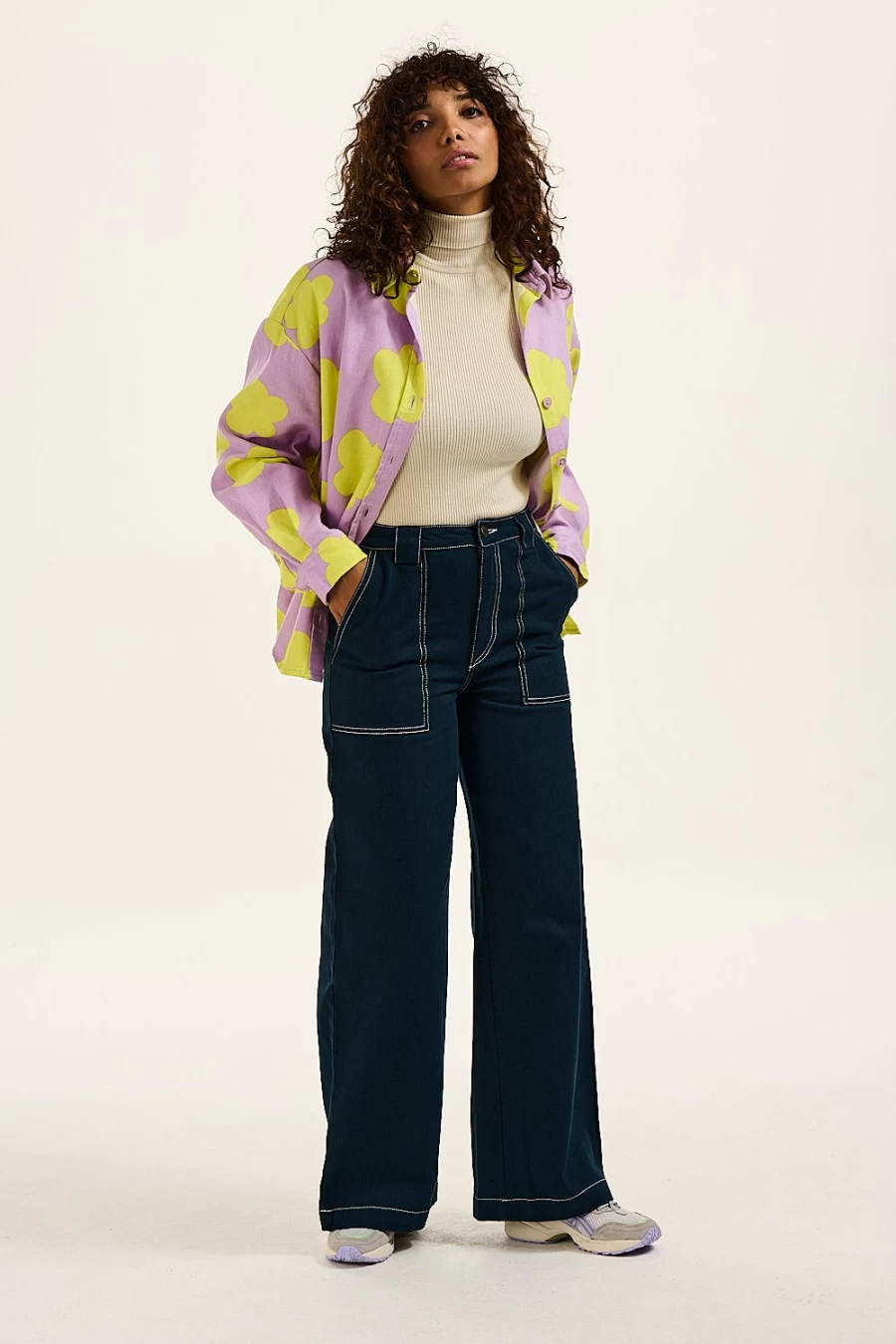 Lucy & Yak Women's Delores Organic Twill Wide Leg Jeans in Vintage Navy