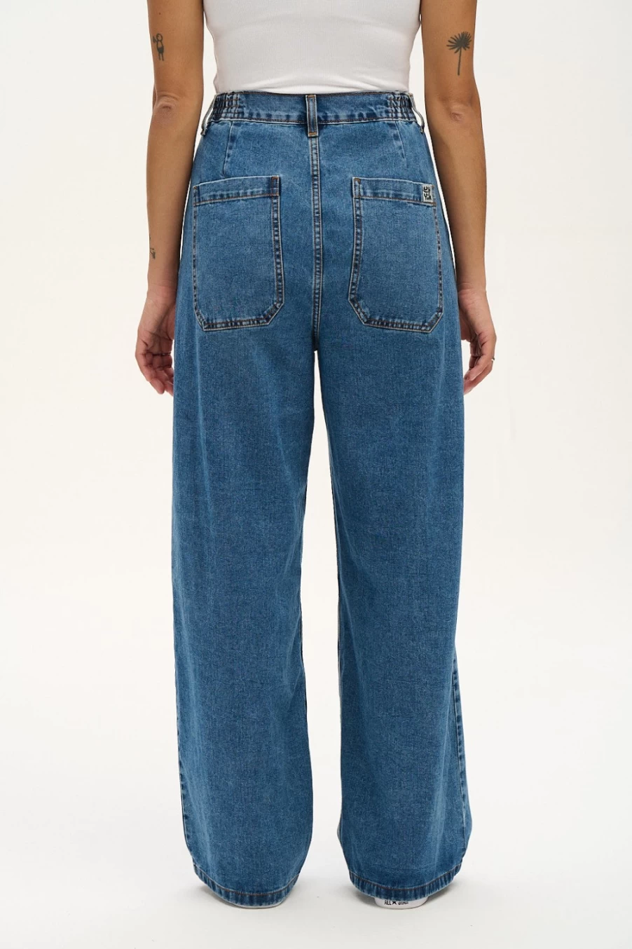 Lucy & Yak Women's Organic Denim Super Wide Leg Jeans - Mid Wash Blue