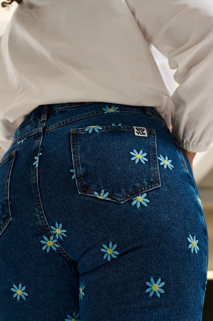 Lucy & Yak Women's Dana Mom Jeans - Organic Denim with Daisy-Mae Embroidery, High Waist Retro Fit