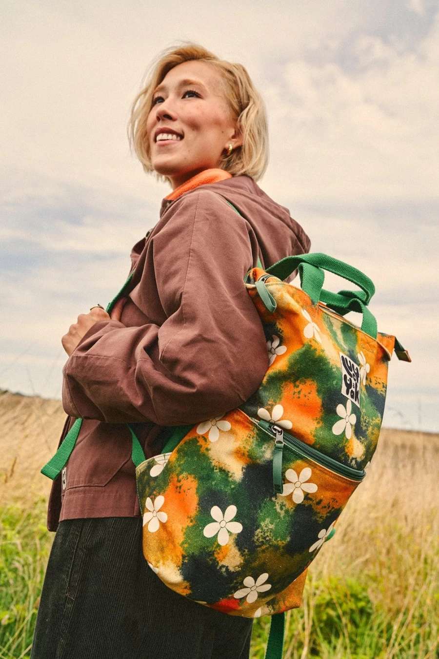 Lucy & Yak Women's Dylan Backpack - Organic Canvas Green Daisy Daypack for Women